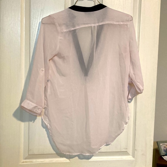 NWOT Iz Byer blouse - Picture 2 of 3